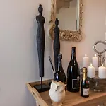 Ble Oneiro Kira Villa Adamantas (Milos)