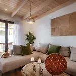 Villa Ble Oneiro Kira