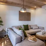 Ble Oneiro Kira * Adamantas (Milos)