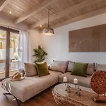 Ble Oneiro Kira Villa Adamantas (Milos)