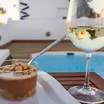 Ble Oneiro Kira Villa Adamantas (Milos)