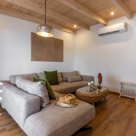 Ble Oneiro Kira Villa