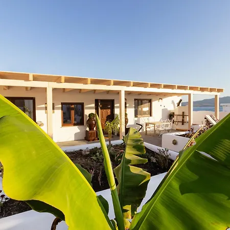 Ble Oneiro Kira Villa Adamantas