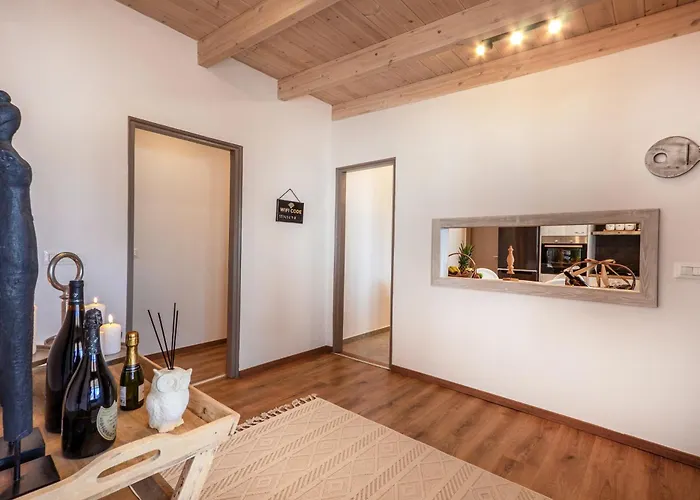 Ble Oneiro Kira Villa Adamantas